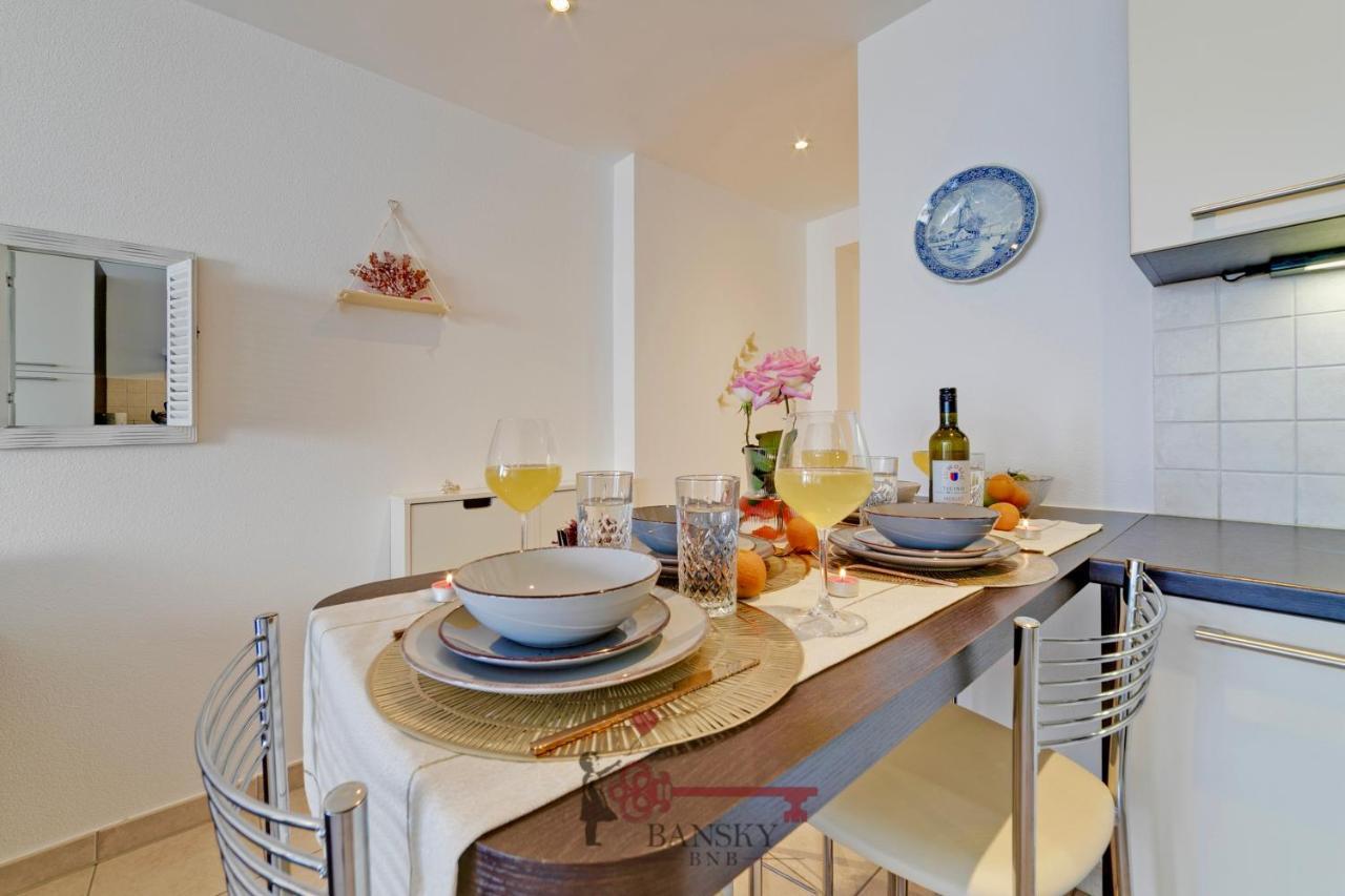'Cuore Di Rose' Parking - Welcome Set, Netflix, For 4 Persons -By Easylife Swiss Lugano Bagian luar foto