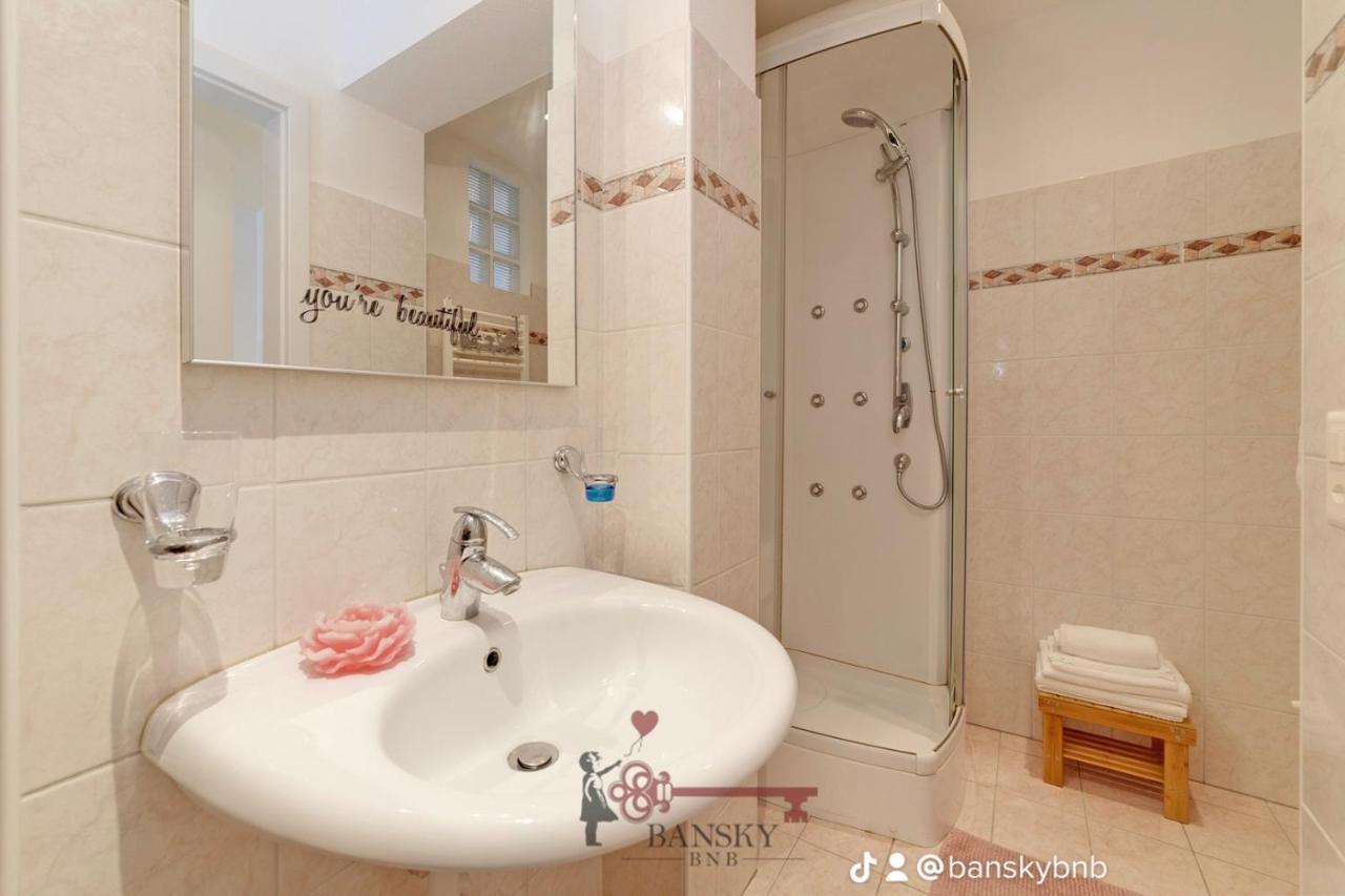 'Cuore Di Rose' Parking - Welcome Set, Netflix, For 4 Persons -By Easylife Swiss Lugano Bagian luar foto